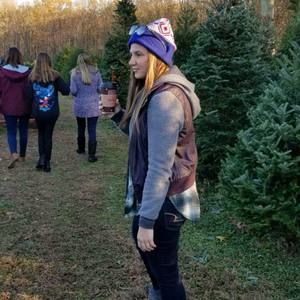 Meet your Posher, Ariana